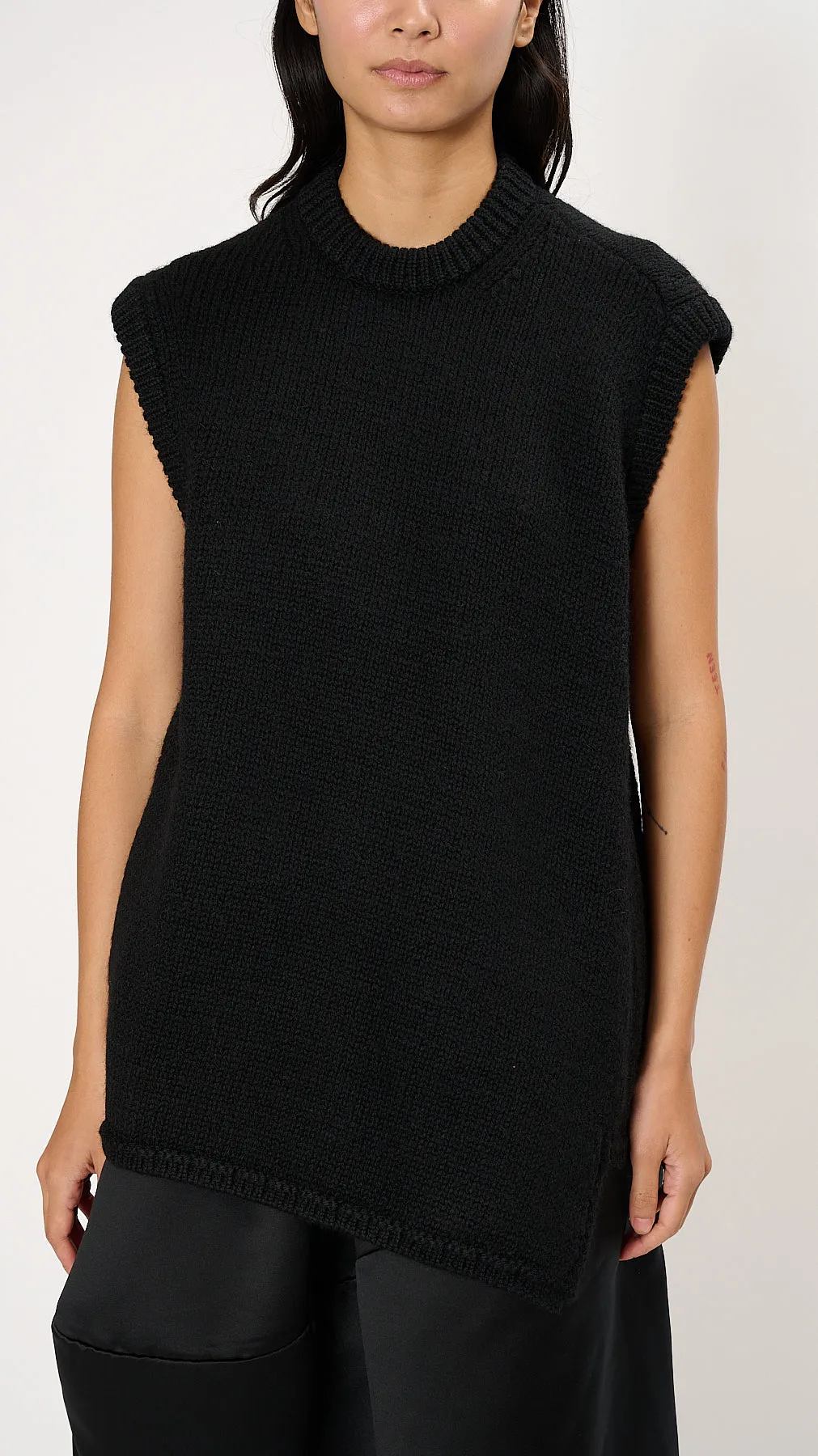 Asymmetric Hem Sweater Vest in Black