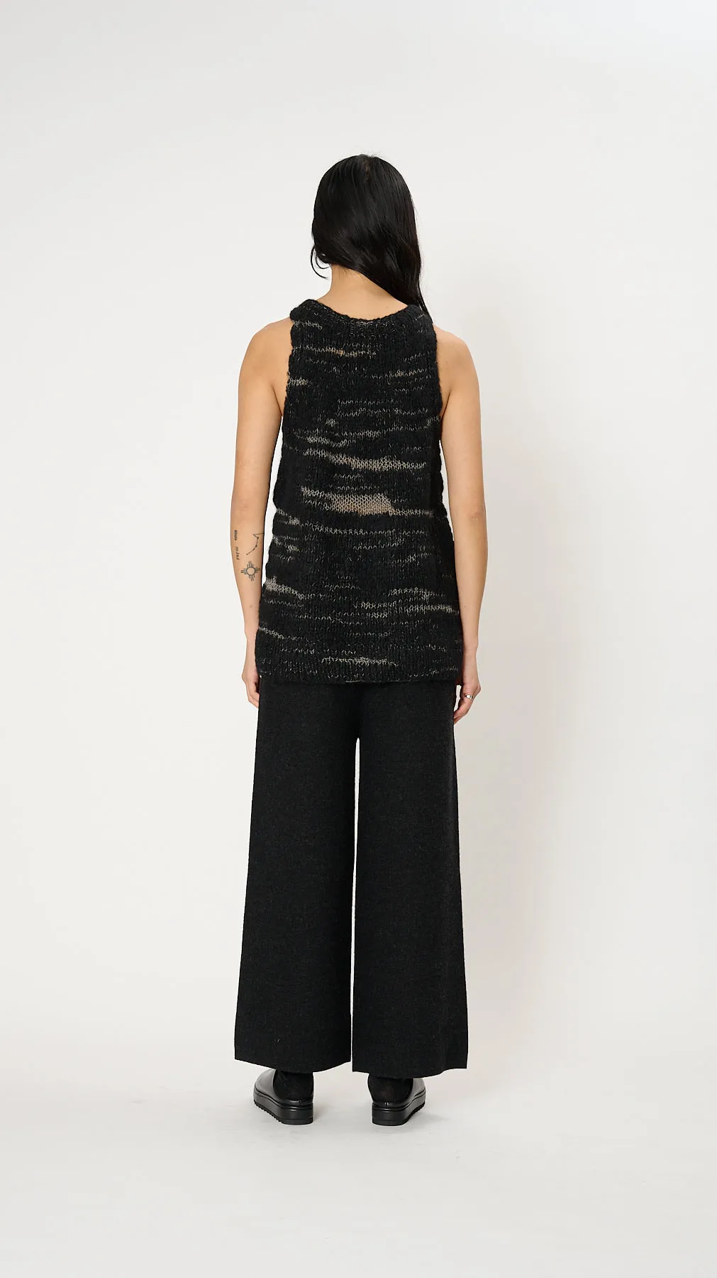 Handknit Threadbare Shell in Black